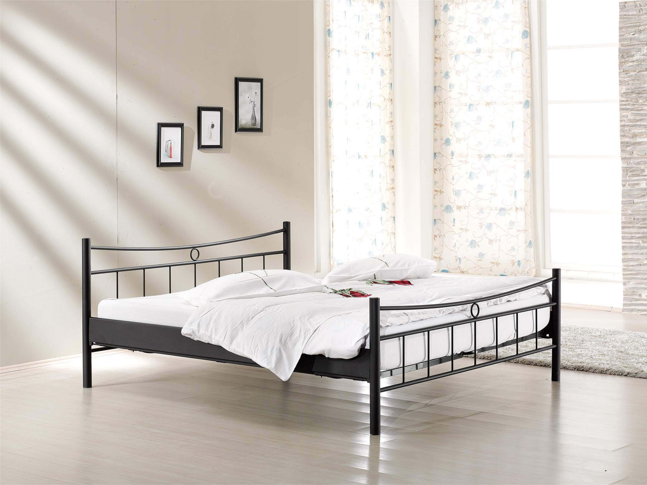 Metallic Bedstead 560